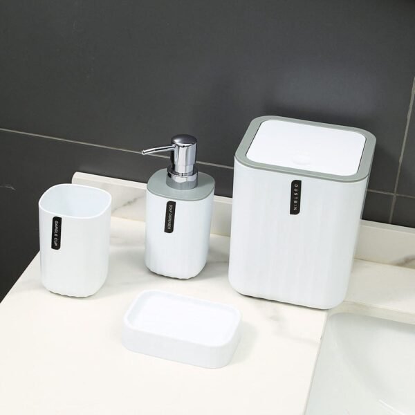4PCS JUEGO DE BAÑO PLASTICO  / JA2421 / FS006 - Image 2