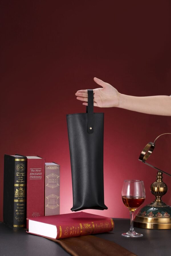 FUNDA PARA BOTELLA DE CUERINA NEGRA / JA3577-BLACK / FS006